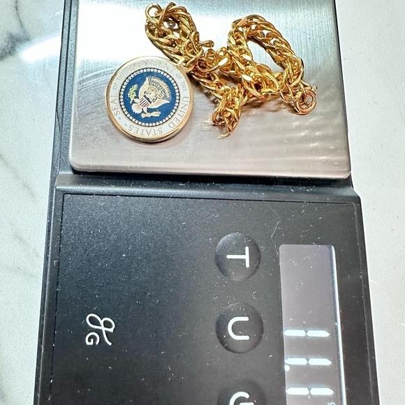 Presidential Seal Gold Chain Charm/Pendant RONALD REGAN Gold Tone Bracelet 0710 - Picture 3 of 8